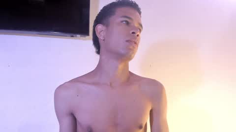 Julian Rivera   online show from 02.06.25