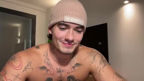 luis carlos esteban online show from 10.28.25