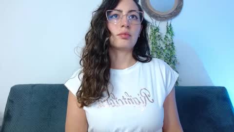 Snapshot of kendal_mosk chatting on 02.23.26 Valery online show from 02.23.26