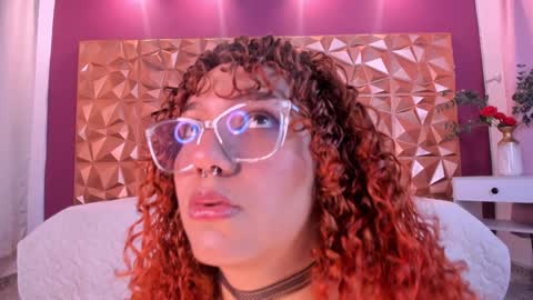 Snapshot of kendall23_ chatting on 12.19.24 Kendall online show from 12.19.24