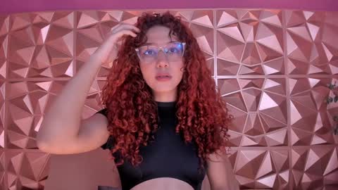 Snapshot of kendall23_ chatting on 12.23.24 Kendall online show from 12.23.24