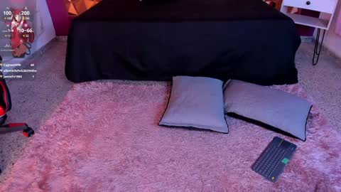 Snapshot of kendall23_ chatting on 01.11.25 Kendall online show from 01.11.25