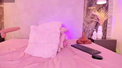 Natty online show from 02.14.25