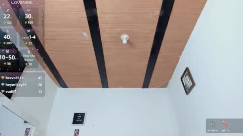 Snapshot of kendall_ewers chatting on 02.25.25 Kendall ewers online show from 02.25.25