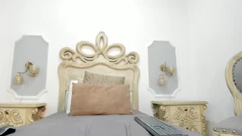 kendall jones7 online show from 12.15.25