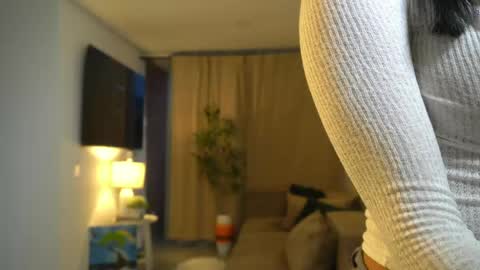Snapshot of kendall_ruiiz chatting on 05.06.26 Andrea online show from 05.06.26
