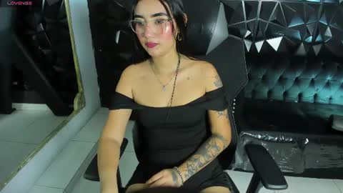 Snapshot of kendallmeyers chatting on 06.26.26 Kendall Meyers online show from 06.26.26