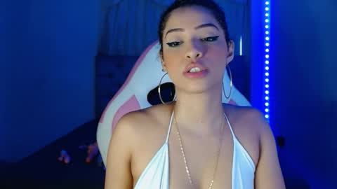  Kendall Rush online show from 01.06.25