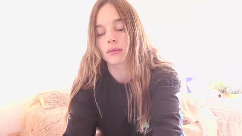 kendall online show from 03.10.25