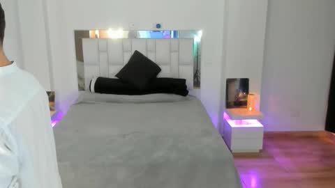 kendamian online show from 11.14.25