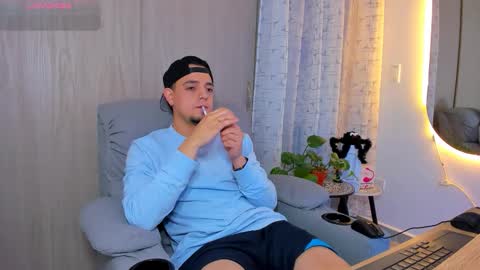 kendel_dimitri online show from 10.15.25