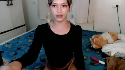 Snapshot of kendra_lunaxx chatting on 06.15.26 kendra_lunaxx online show from 06.15.26