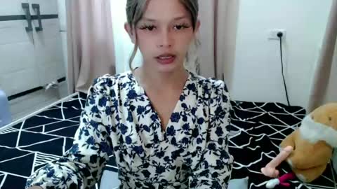 Snapshot of kendra_lunaxx chatting on 07.02.26 kendra_lunaxx online show from 07.02.26
