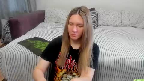 Snapshot of kendra_xx_ chatting on 06.11.26 Kendra online show from 06.11.26