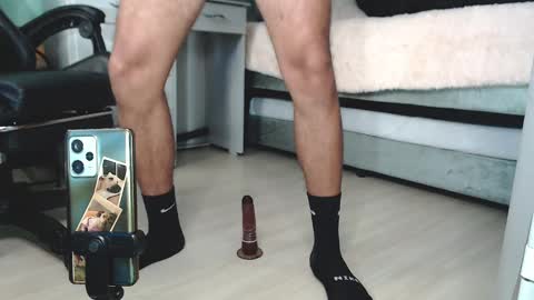 Chriss Morales online show from 02.10.25