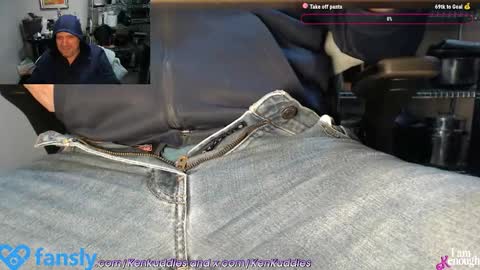 Ken Kuddles online show from 01.12.25