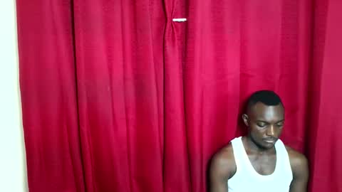 Kenia online show from 11.21.25