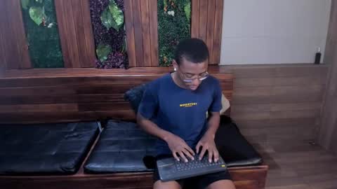 Kenny Thompson online show from 02.28.26