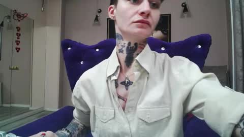 Snapshot of kennyvibe chatting on 04.22.26 kennyvibe online show from 04.22.26