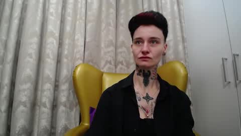 Snapshot of kennyvibe chatting on 04.25.26 kennyvibe online show from 04.25.26