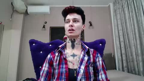 Snapshot of kennyvibe chatting on 05.15.26 kennyvibe online show from 05.15.26