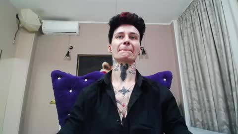 Snapshot of kennyvibe chatting on 05.26.26 kennyvibe online show from 05.26.26