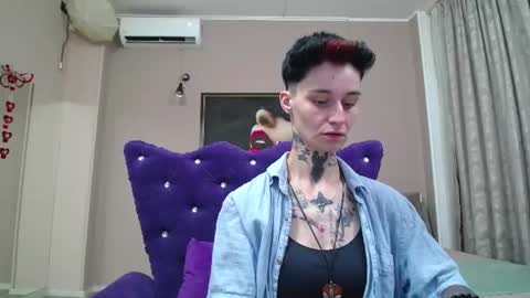 Snapshot of kennyvibe chatting on 06.29.26 kennyvibe online show from 06.29.26