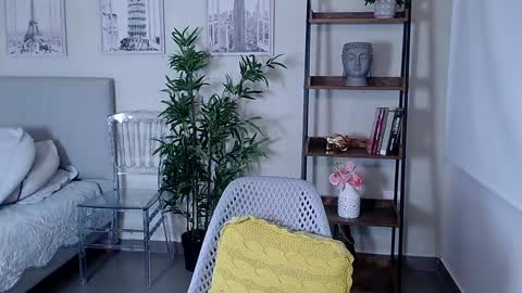 Kenya Buhle online show from 02.08.25