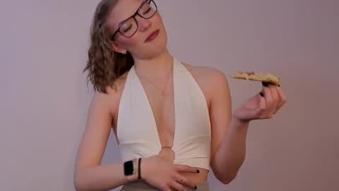 Lisa online show from 02.11.26