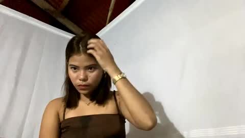 Snapshot of kenyettalatinaska chatting on 05.30.26 May online show from 05.30.26