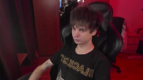 Looking for a moderator I PVT IS OPEN online show from 02.19.26