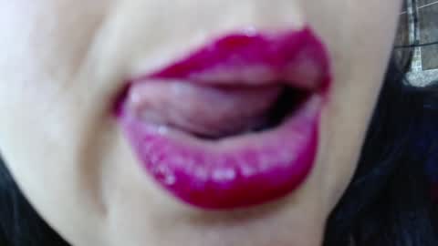 K E R L Y online show from 01.15.25