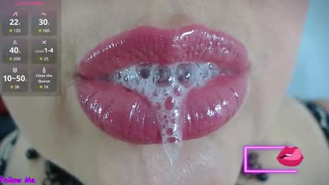 K E R L Y online show from 10.03.25