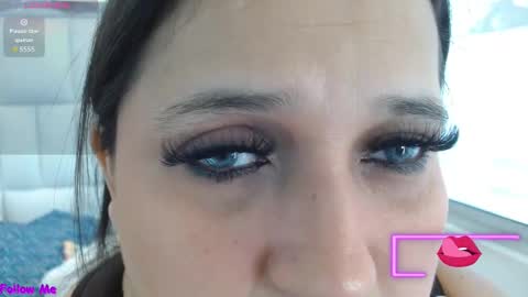 K E R L Y online show from 11.27.25