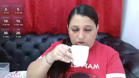 Snapshot of kerly_doll chatting on 06.22.26 K E R L Y online show from 06.22.26