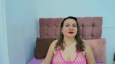 Snapshot of kerly_mature42 chatting on 04.12.26 KERLY online show from 04.12.26