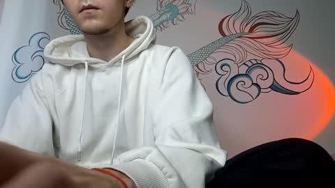 Snapshot of kero180 chatting on 02.10.25 Kero online show from 02.10.25