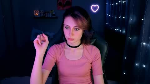 Snapshot of keti_moon chatting on 04.15.26 Keti 3 online show from 04.15.26