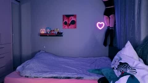 Snapshot of keti_moon chatting on 05.31.26 Keti 3 online show from 05.31.26