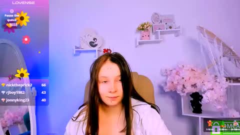 Snapshot of ketrin_n_ chatting on 02.19.25 Ketrin online show from 02.19.25