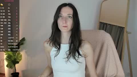 kettyIm a simple girl who likes gifts Lovense is activeThere are legends that in this room all your wish can come true online show from 10.18.25