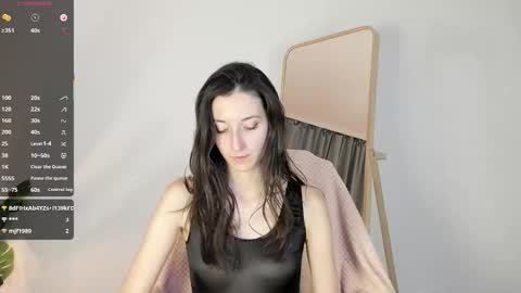 kettyIm a simple girl who likes gifts Lovense is activeThere are legends that in this room all your wish can come true online show from 10.22.25