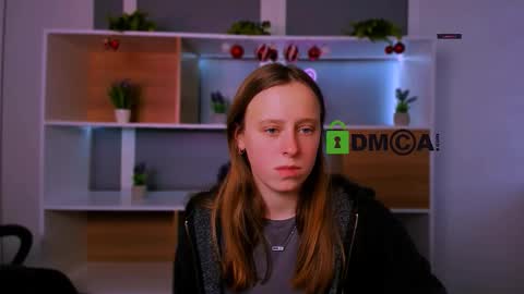 keuli_li online show from 01.07.26