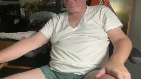 kev92569 online show from 01.04.25