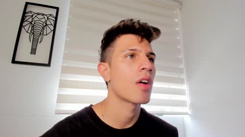 Kevin Ahs online show from 01.08.25