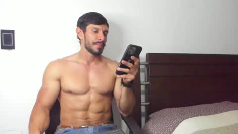 Snapshot of kevin_malone22 chatting on 11.04.25 kevin_malone22 online show from 11.04.25