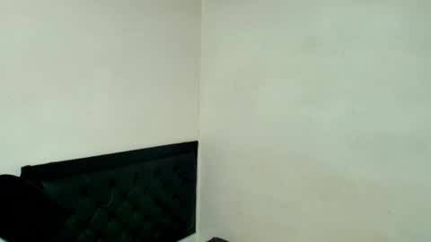 Snapshot of kevinkewma chatting on 04.19.26 kevinkewma online show from 04.19.26