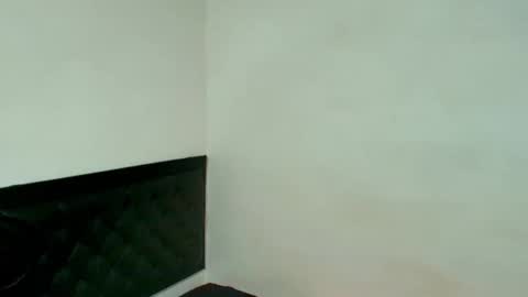 Snapshot of kevinkewma chatting on 05.04.26 kevinkewma online show from 05.04.26