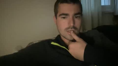 Snapshot of kevinpillobello chatting on 11.26.25 kevinpillobello online show from 11.26.25