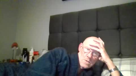 kevlooking4sez online show from 11.14.25